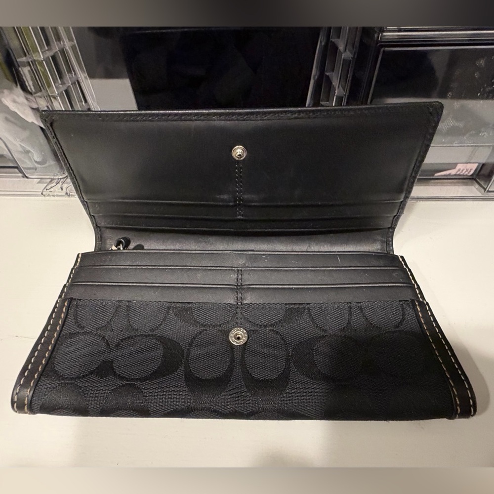 Coach Black Signature Clutch - Picture 4 of 7